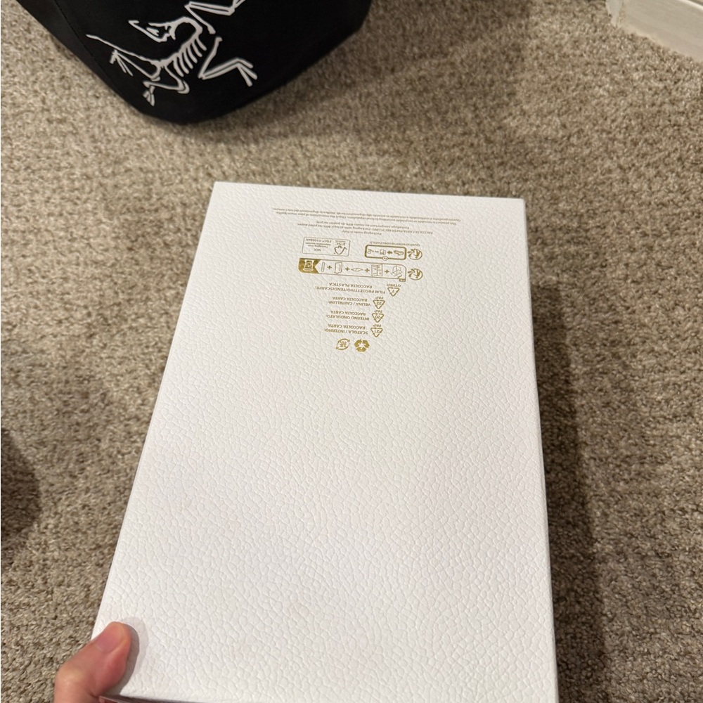 Dior Logo Storage Box - Picture 3 of 3